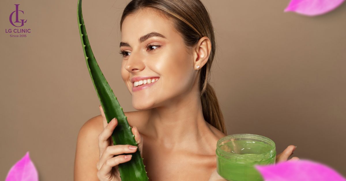 Chọn mỹ phẩm có chiết xuất thiên nhiên như nha đam sau khi triệt lông mày