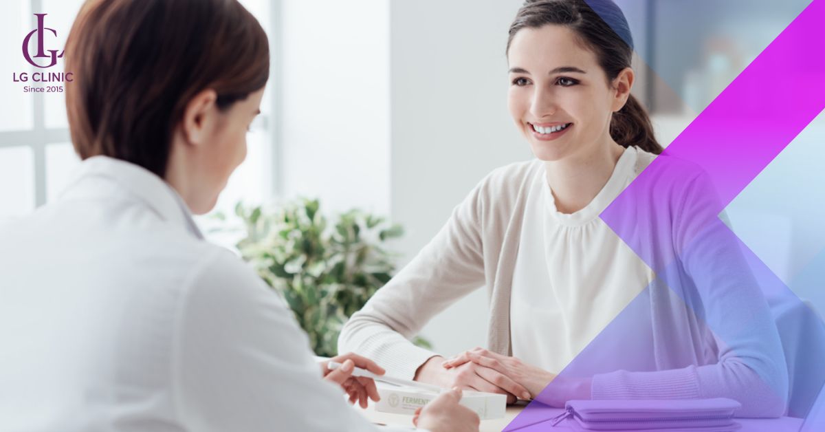 Thăm khám bác sĩ khi có triệu chứng nổi mẩn đỏ nặng hơn