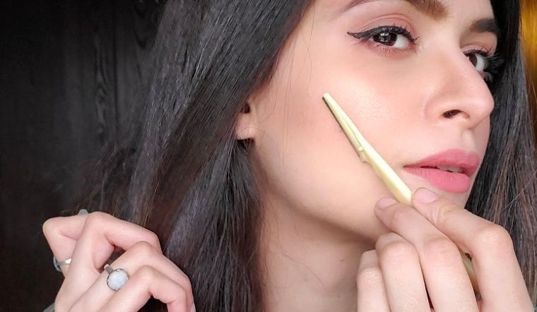 Cách cạo lông mặt khô đúng cách giúp bảo vệ da và giảm kích ứng