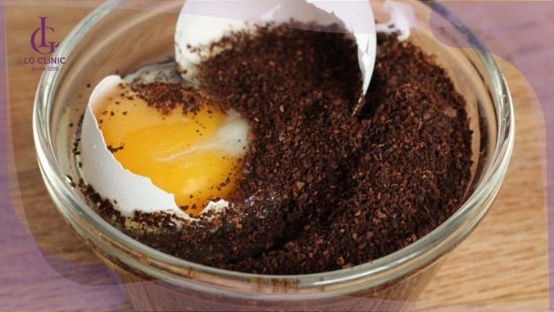cách sử dụng bã cafe để tắm trắng