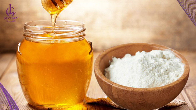 Tính kháng khuẩn và làm dịu của mật ong giúp da mịn màng hơn