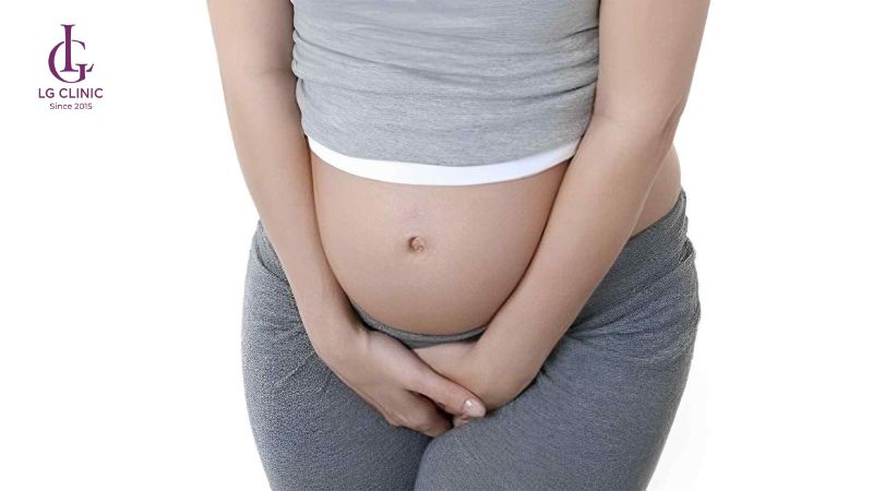bà bầu triệt lông vùng kín bị kích ứng