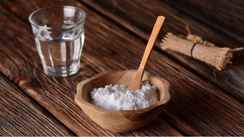 cách trị thâm khe mông Baking soda