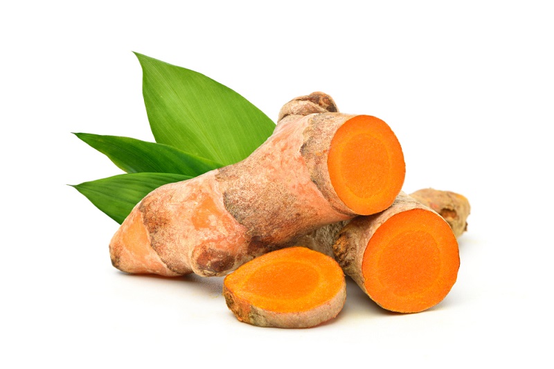 Chữa thâm nách bắng nghệ tươi