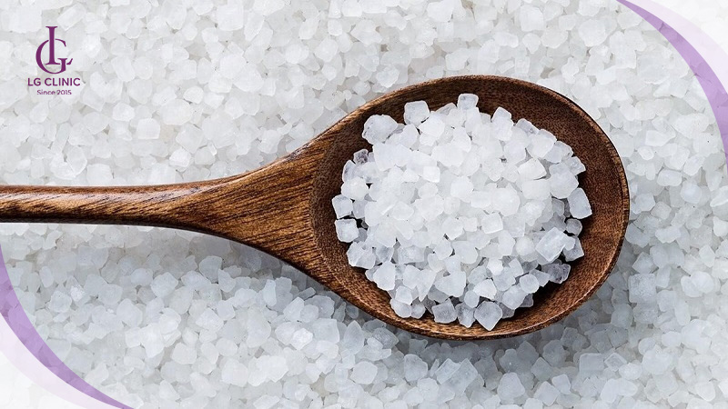 cách trị thâm nách bằng Phèn chua