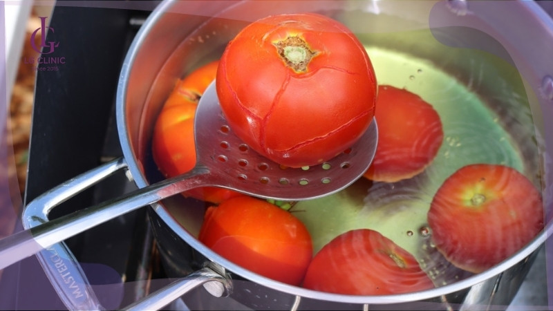 cách làm trắng da với cà chua