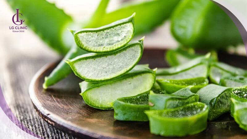 Cách tắm trắng từ cám gạo và nha đam tại nhà