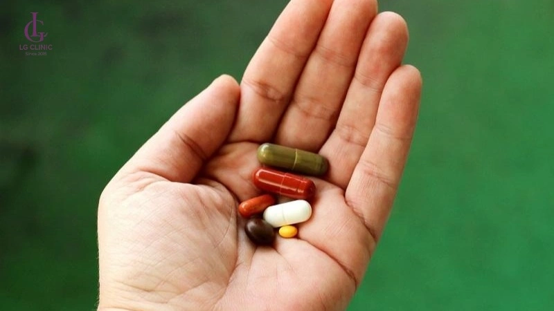 ngưng các loại thuốc nhạy sáng
