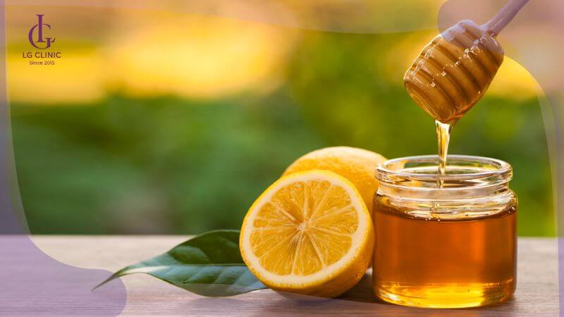 Phương pháp làm trắng da mặt tại nhà với mật ong và chanh