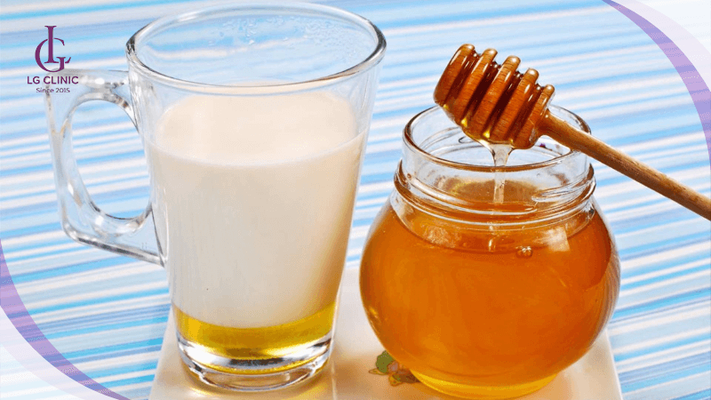 cách làm trắng da với sữa không đường và mật ong