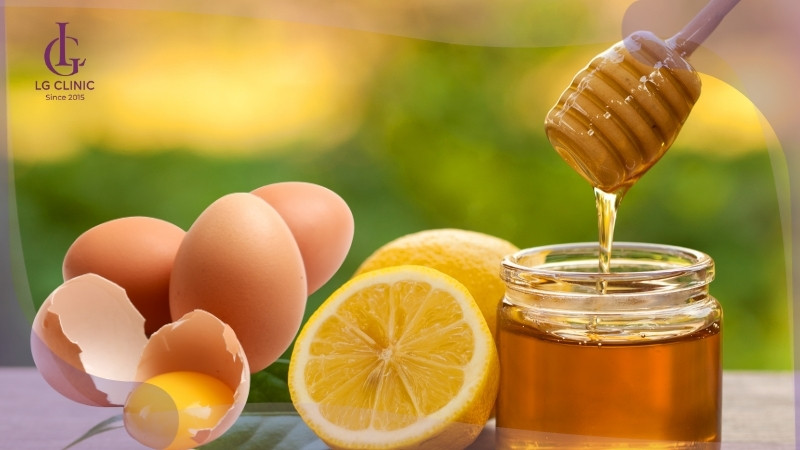 cách làm mặt nạ bằng trứng gà và mật ong và chanh