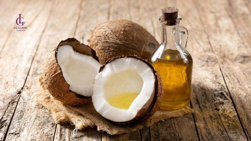 dầu dừa giảm viêm nang lông vùng kín