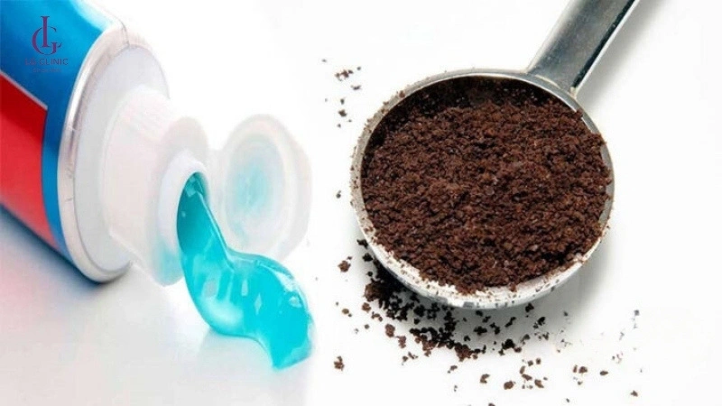tẩy lông nách bằng kem đánh răng