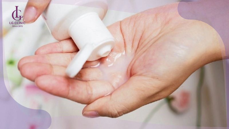 chăm sóc da sau khi cạo lông vùng kín