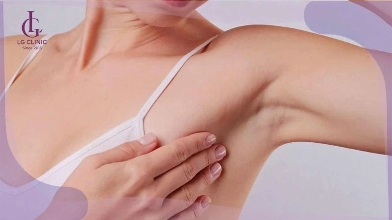 có nên nhổ lông nách ở tuổi dậy thì không