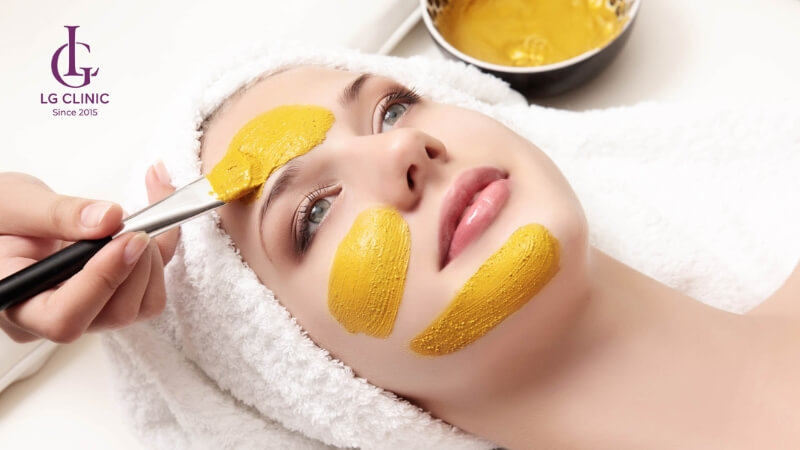 công thức tắm trắng bằng bột nghệ