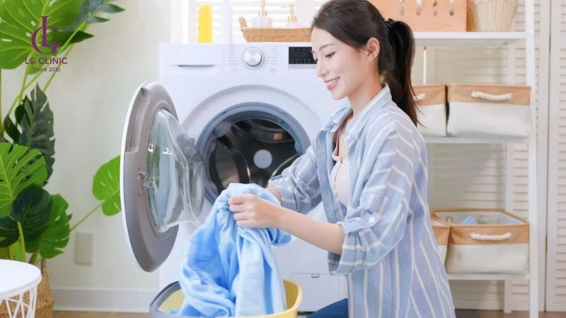 tại sao triệt lông nách lại bị hôi nách