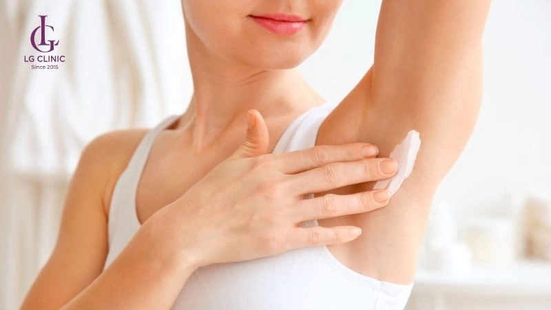 da nách bị sần sùi sau khi nhổ lông
