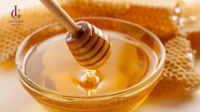 cách wax lông nách bằng mật ong