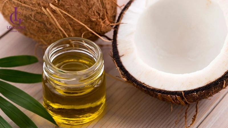 trị viêm lỗ chân lông ở nam bằng dầu dừa