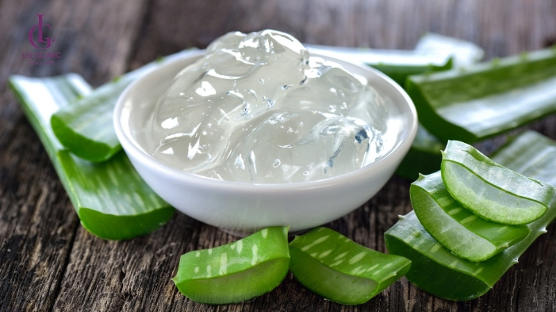 cách trị thâm nách bằng nha đam
