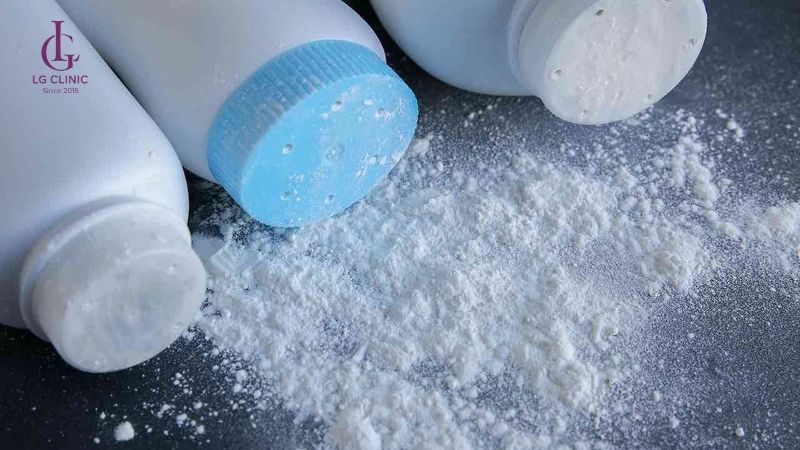 Cách trị thâm nách nam bằng phấn rôm