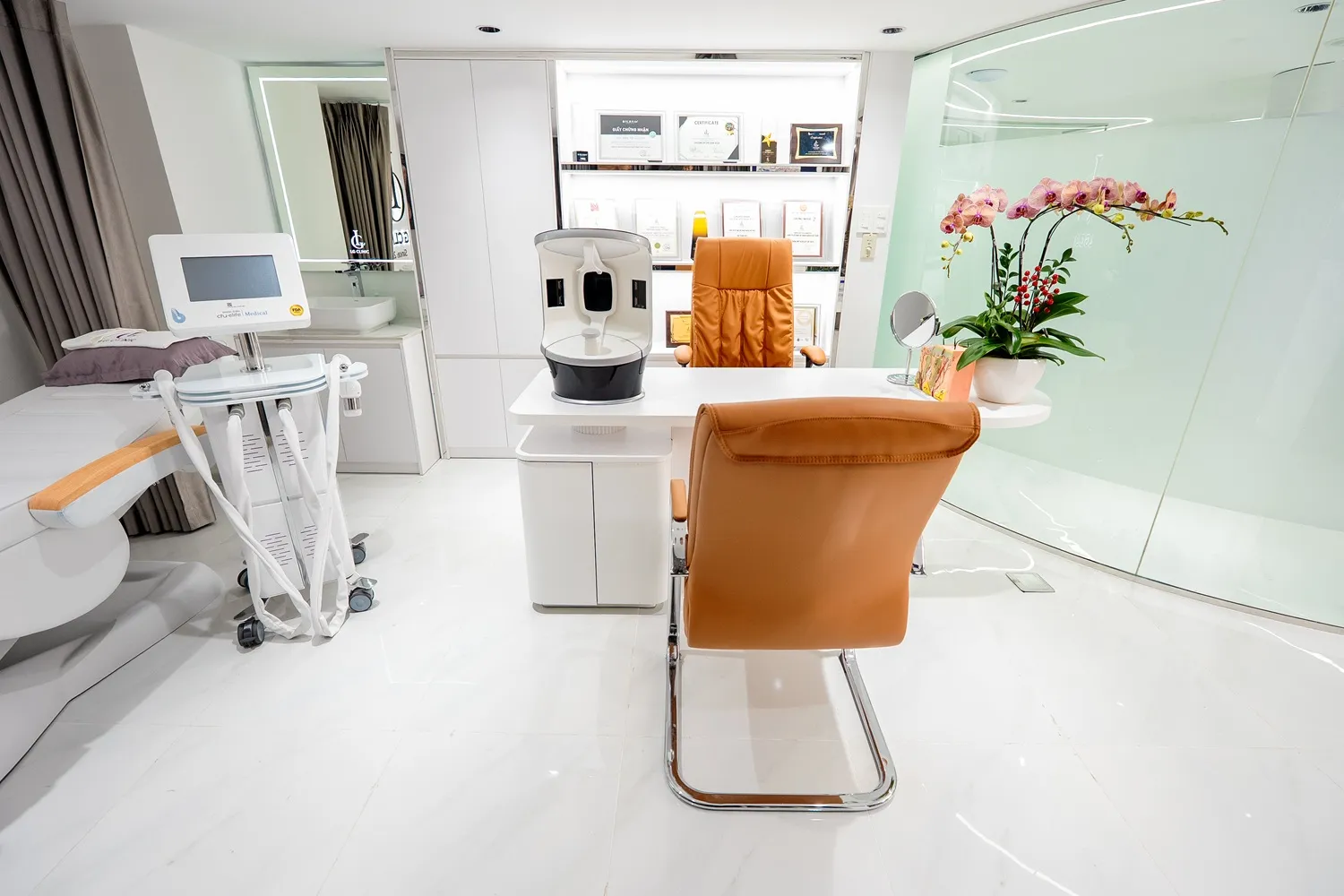 cơ sở vật chất phú nhuận
