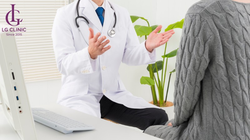 Can thiệp y khoa điều trị viêm da vùng kín